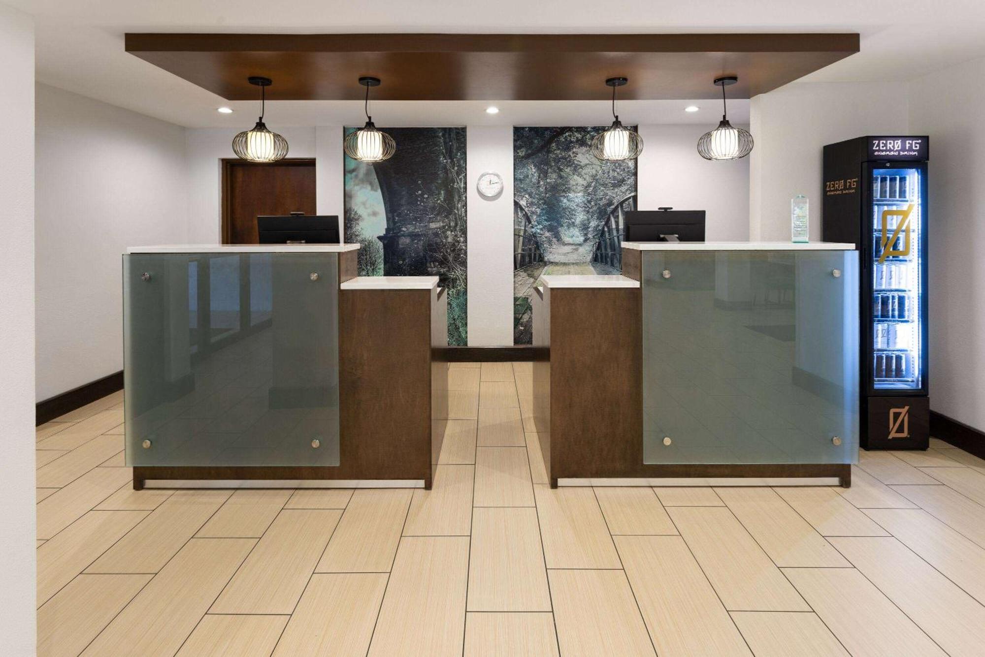 La Quinta By Wyndham Lagrange / I-85 Hotell Exteriör bild
